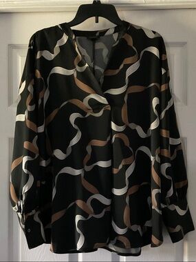 Ann Taylor Black Blouse with Brown and White Abstract Swirl